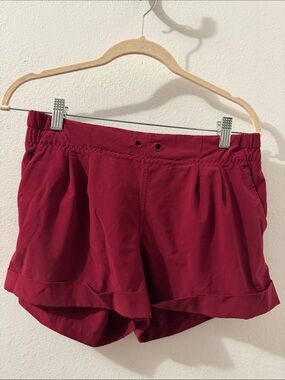 Lululemon Women’s size 4